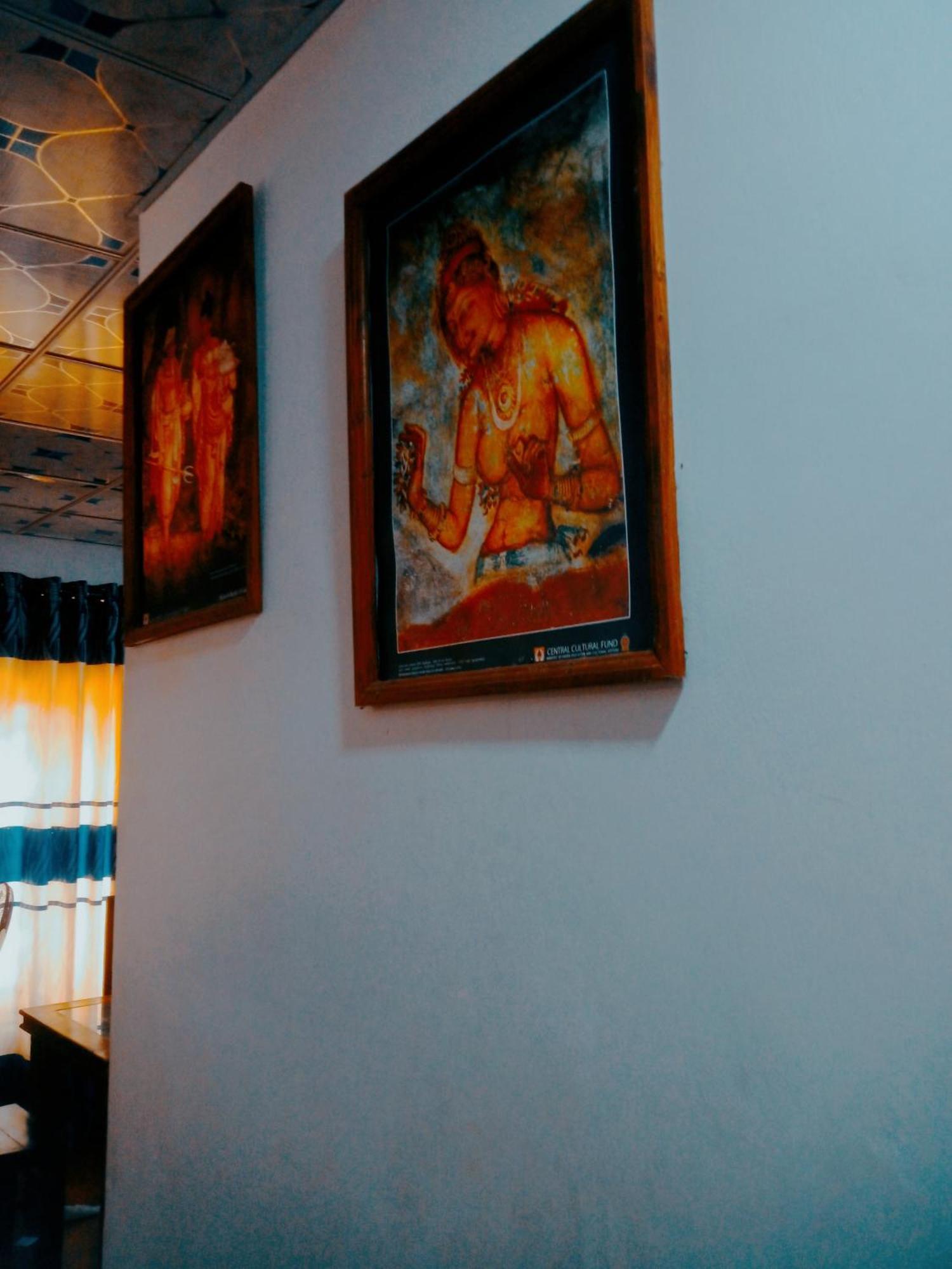 Impress Holiday Home Anuradhápura Pokoj fotografie
